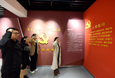 苏湾镇倾力打造党性教育“红色熔炉”