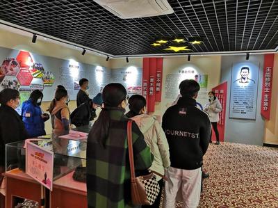人文旅游学院开展党史学习教育主题党日活动